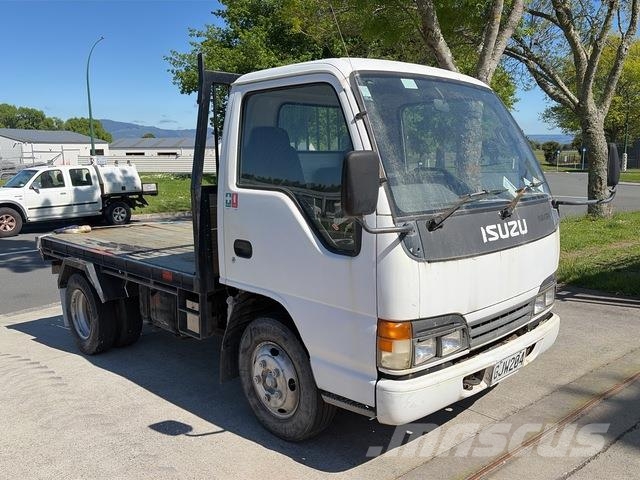 Isuzu NKR250S 플랫베드/드롭사이드 트럭