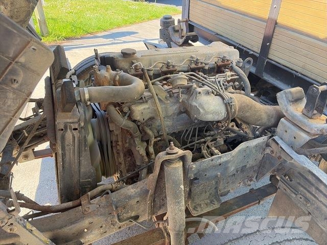 Isuzu NKR250S 플랫베드/드롭사이드 트럭