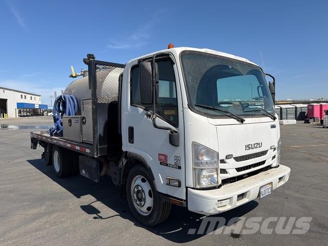 Isuzu NPR Slamsugere