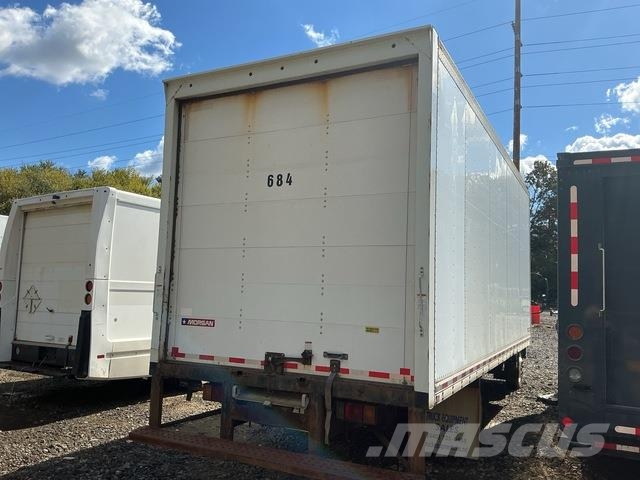 Isuzu NPR HD Caminhões baú