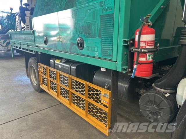 Isuzu NPS75 救援車