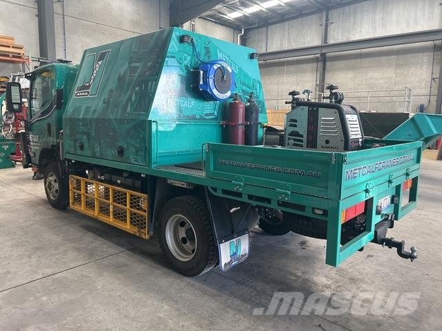 Isuzu NPS75 救援車