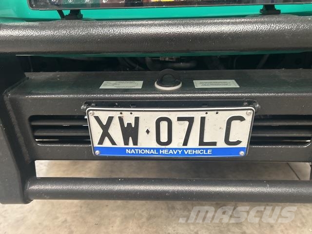 Isuzu NPS75 救援車