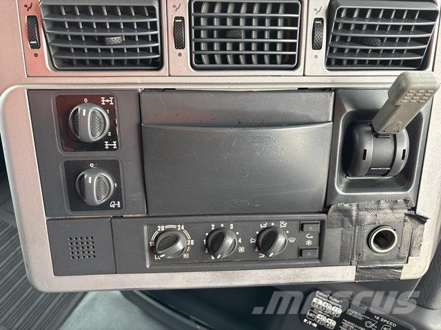 Iveco Stralis Powerstar Tegljači