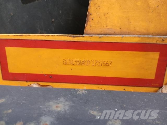 JCB 155 Krautuvai su šoniniu pasukimu
