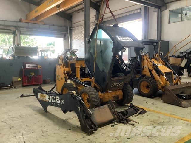 JCB 155-STDE スキッドステアローダー