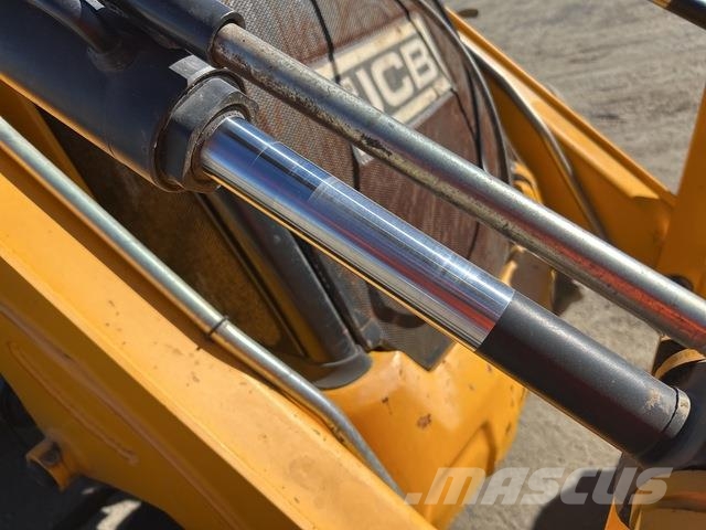 JCB 3CX Retrocargadoras