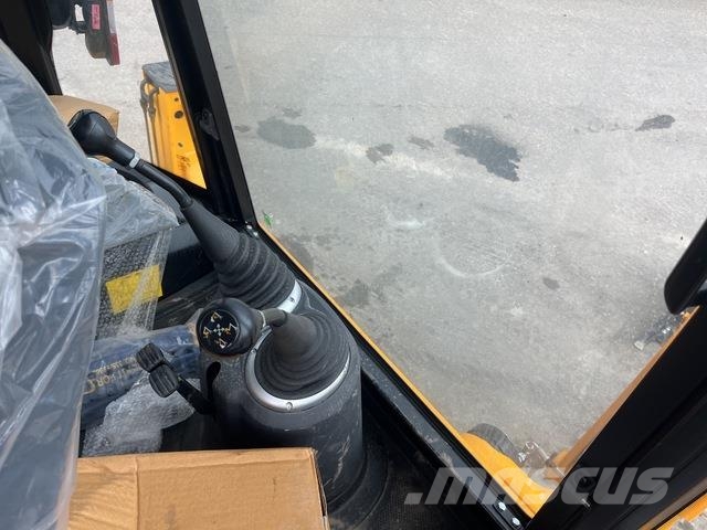 JCB 3DX Plus Rovokopači
