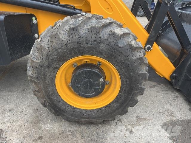 JCB 3DX Plus Rovokopači