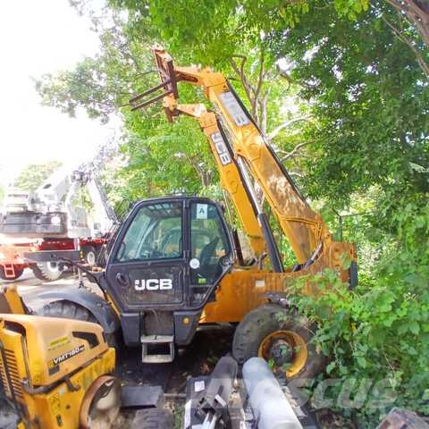 JCB 540-140E Teleskopski viljuškari