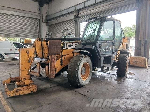 JCB 540-170 مناولات متداخلة