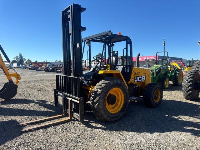 JCB 930-4 T4 Rough terrain truck