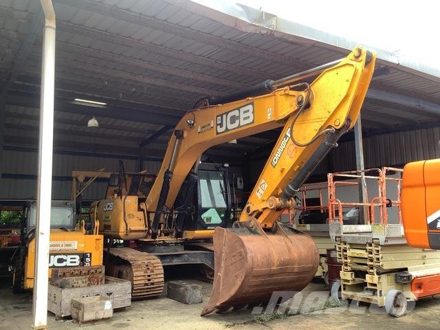 JCB JS220LC Rupsgraafmachines