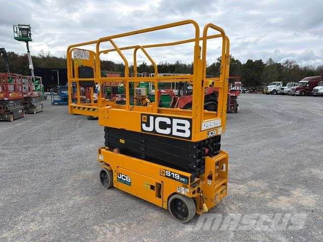 JCB S1932E Šķerveida pacēlāji