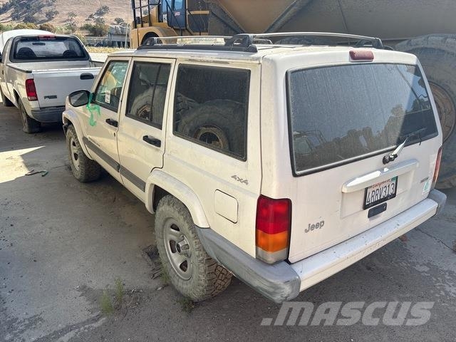 Jeep Cherokee Biler