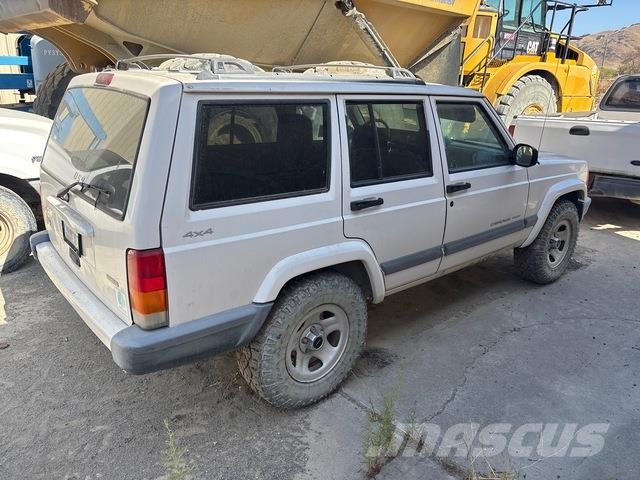 Jeep Cherokee Biler