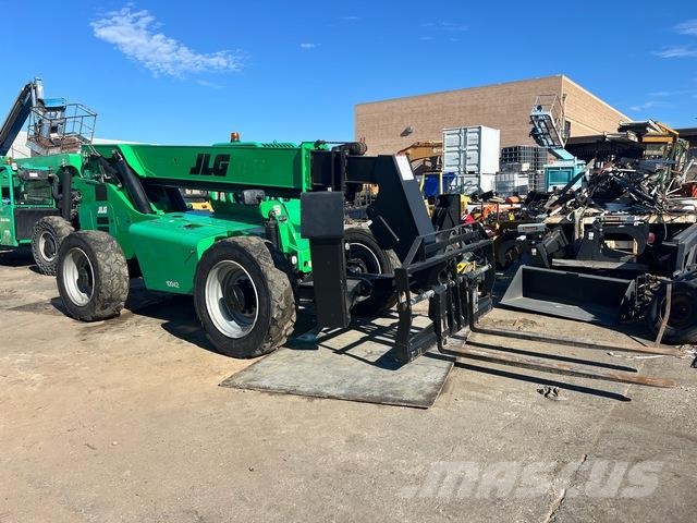 JLG 10042 Телескопічні навантажувачі