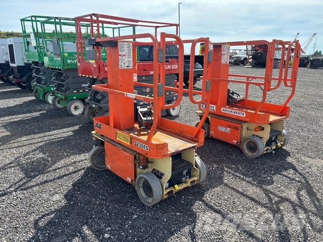 JLG 1230ES Вертикални мачтови повдигачи