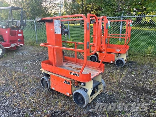 JLG 1230ES Вертикални мачтови повдигачи