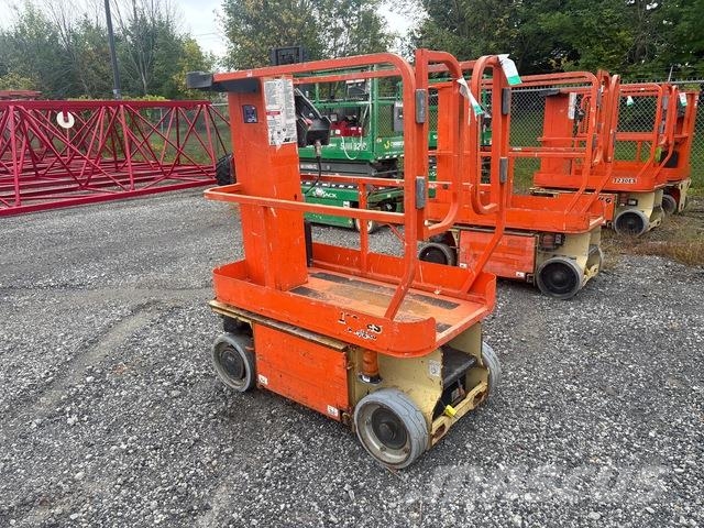 JLG 1230ES Vertical mast lifts