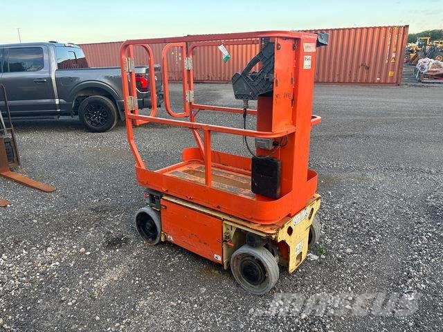 JLG 1230ES Вертикални мачтови повдигачи