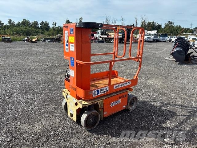JLG 1230ES Personenliften en invalideliften