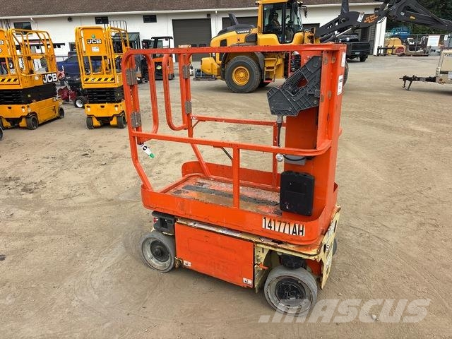 JLG 1230ES Vertical mast lifts
