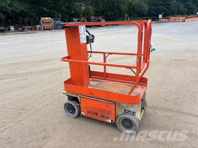 JLG 1230ES Vertical mast lifts
