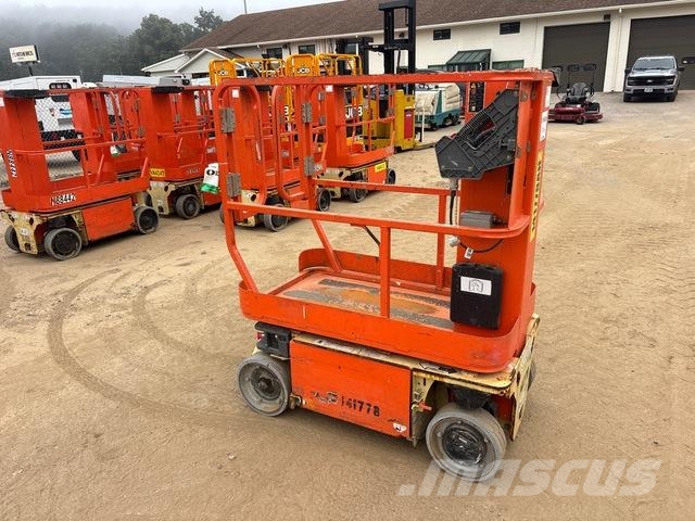 JLG 1230ES Vertical mast lifts