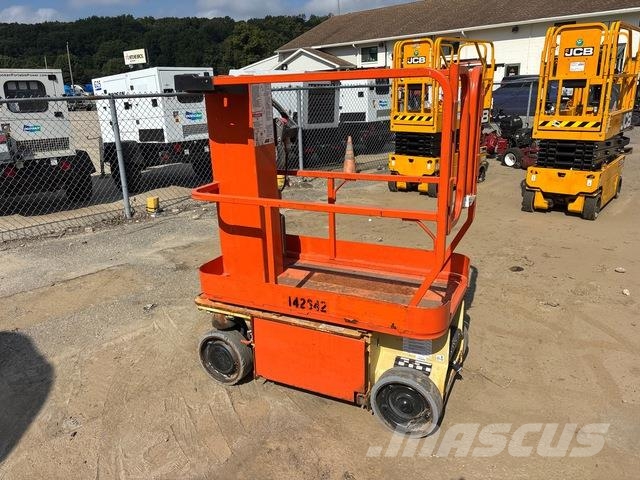 JLG 1230ES Used Personnel lifts and access elevators