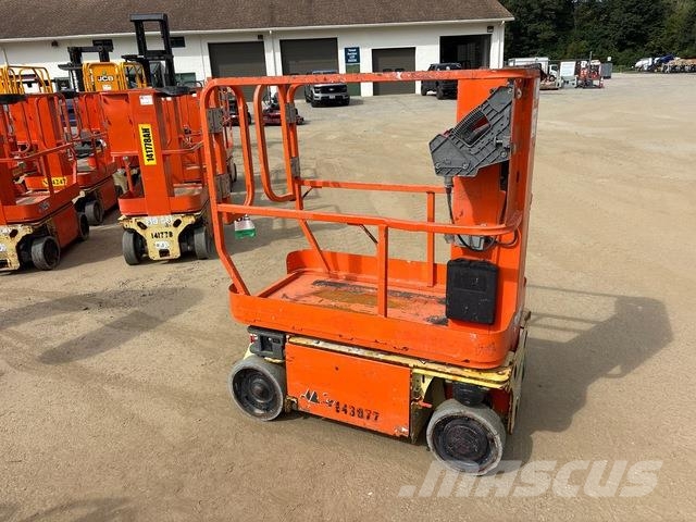 JLG 1230ES Used Personnel lifts and access elevators
