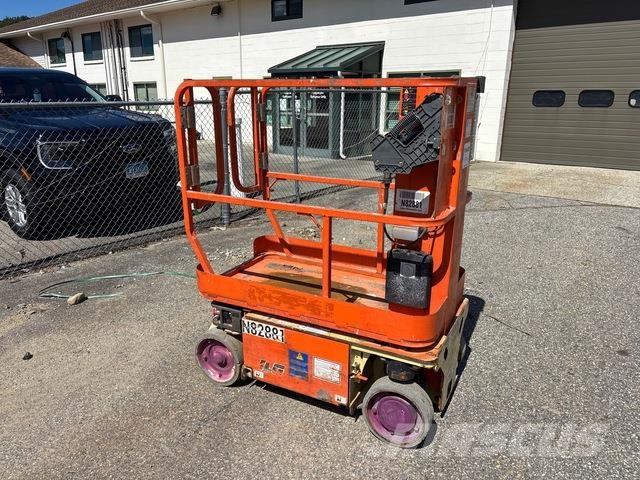 JLG 1230ES Вертикални мачтови повдигачи
