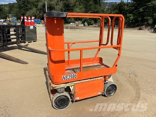 JLG 1230ES Plataformas con jaula de elevación