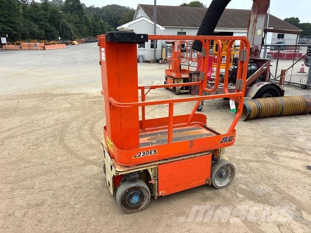 JLG 1230ES 垂直升降工作台