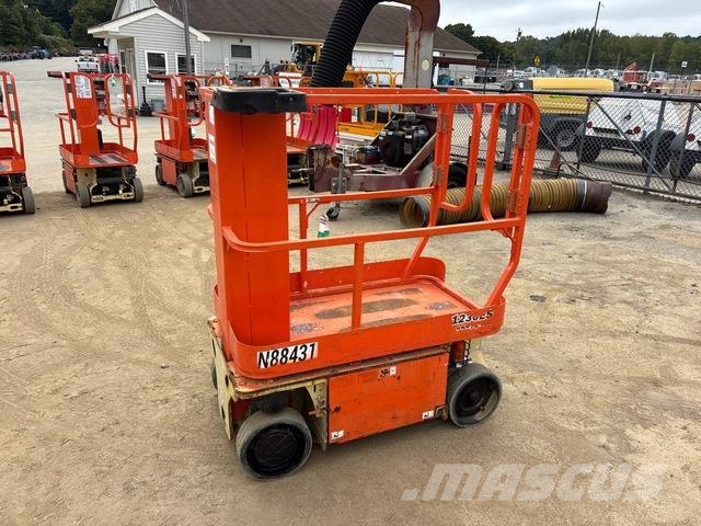 JLG 1230ES 垂直升降工作台