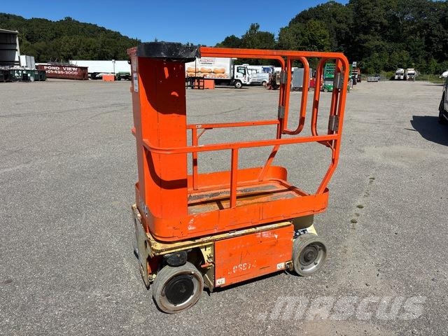 JLG 1230ES Podnośniki masztowe