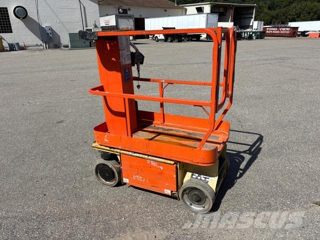 JLG 1230ES Вертикални мачтови повдигачи