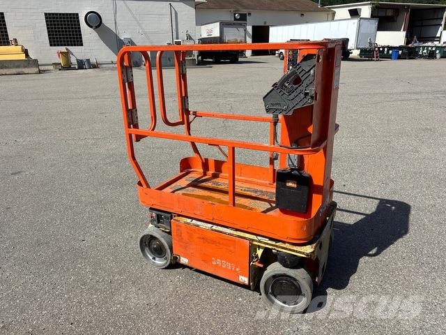 JLG 1230ES Вертикални мачтови повдигачи