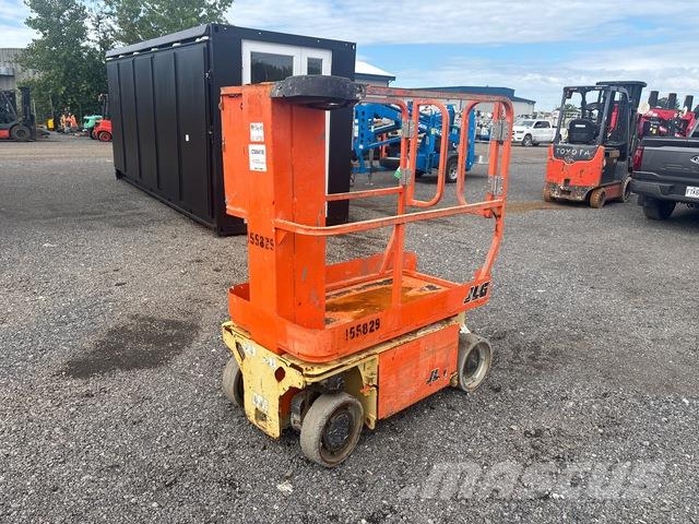JLG 1230ES Вертикални мачтови повдигачи