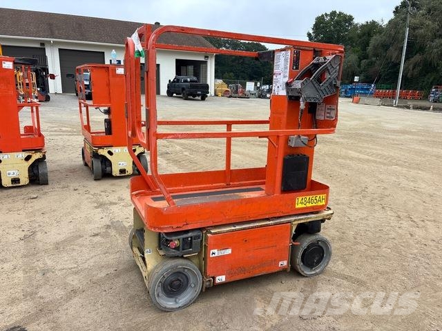 JLG 1230ES Vertical mast lifts