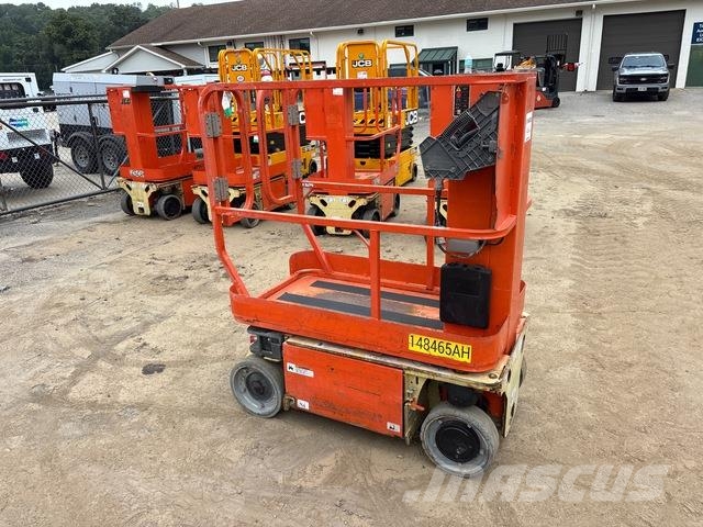 JLG 1230ES Vertical mast lifts