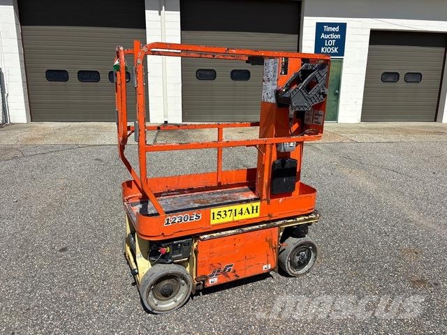 JLG 1230ES Søjlelifte