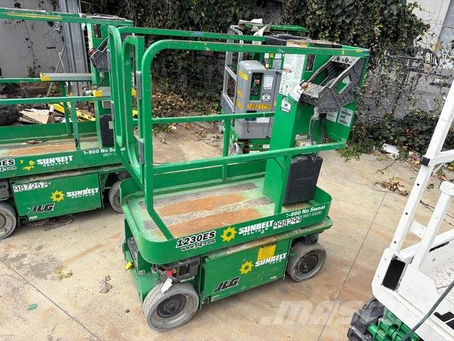 JLG 1230ES Vertikālie pacēlāji