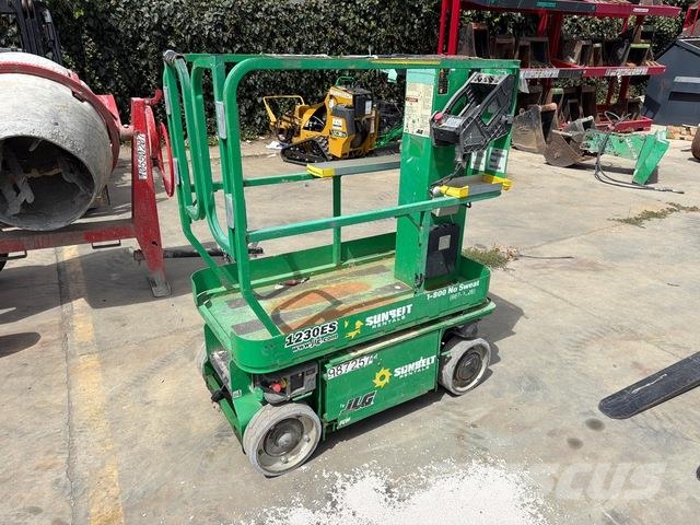 JLG 1230ES Vertikālie pacēlāji