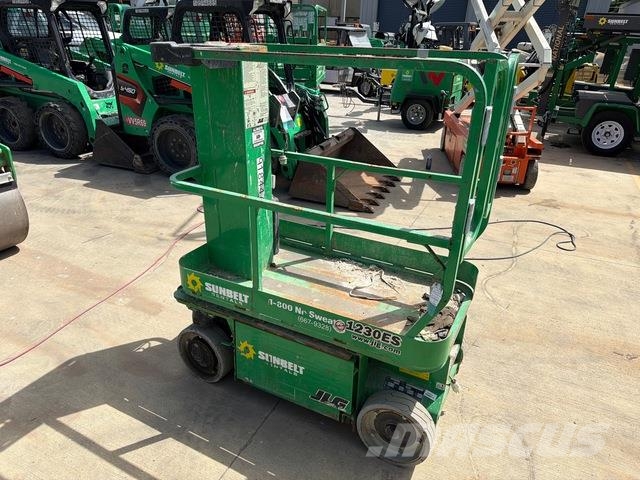 JLG 1230ES Vertikālie pacēlāji
