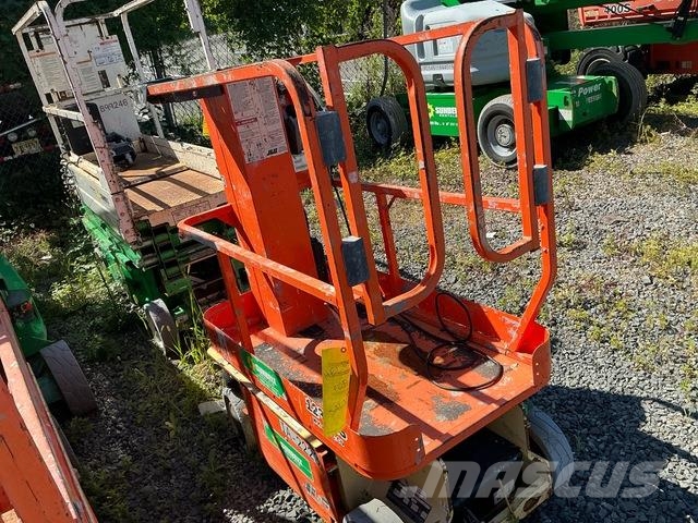 JLG 1230ES Used Personnel lifts and access elevators