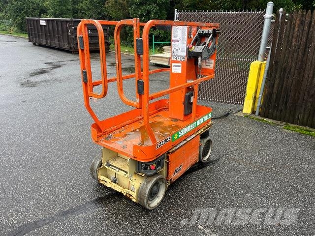 JLG 1230ES Vertical mast lifts