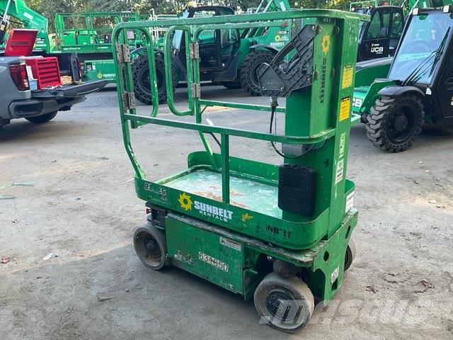JLG 1230ES Vertical mast lifts