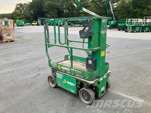 JLG 1230ES Vertikalna dvigala