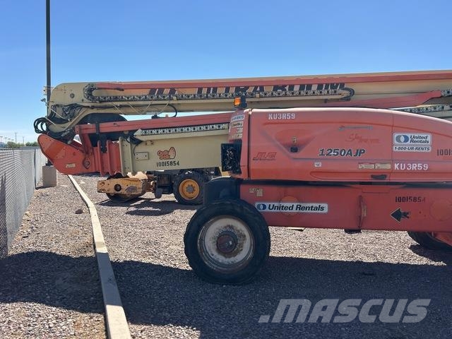 JLG 1250AJP رافعات سلة مفصلية